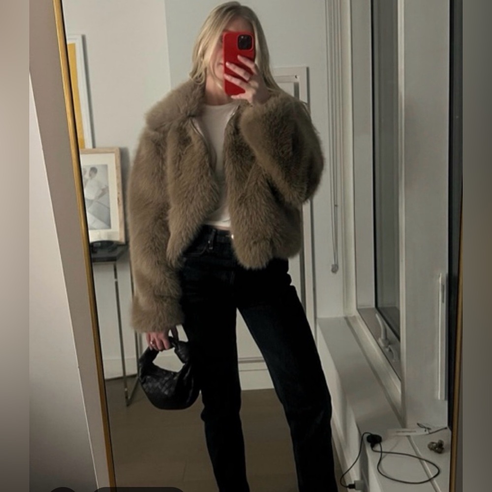 Sabrina Faux Fur Jacket - Picture 3 of 11